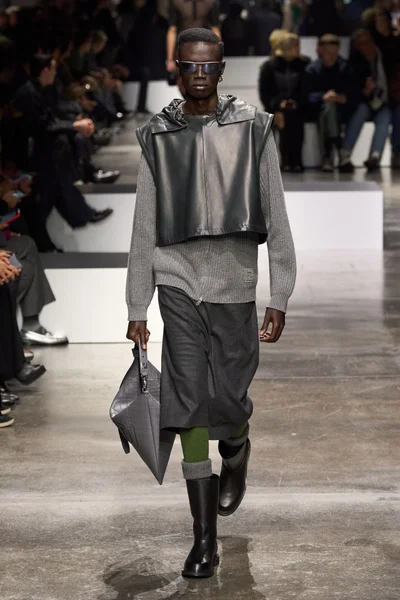 Look 47